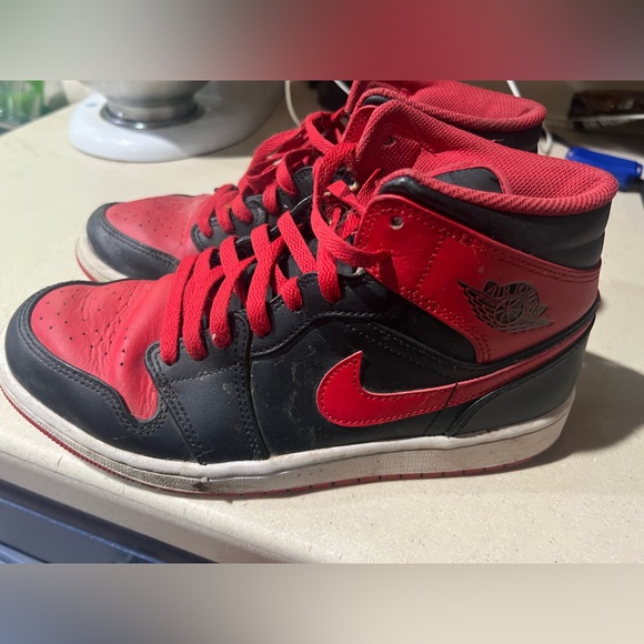 Air Jordan mid - Picture 2 of 3